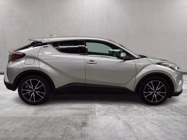 TOYOTA C-hr 1.8h trend 2wd e-cvt