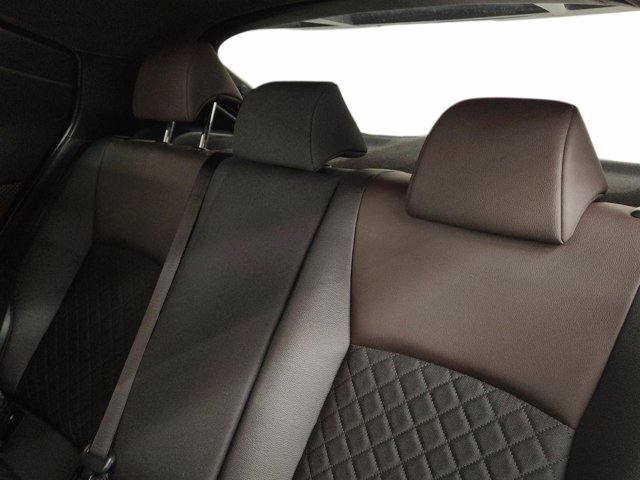 TOYOTA C-hr 1.8h trend 2wd e-cvt