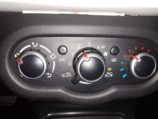 RENAULT Twingo TCe 95 CV EDC Duel2