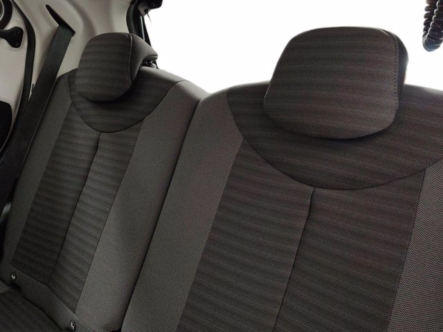 TOYOTA Aygo 5p 1.0 x-play m-mt 72cv