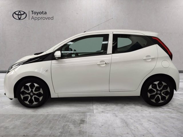 TOYOTA Aygo 5p 1.0 x-play m-mt 72cv