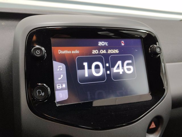 TOYOTA Aygo 5p 1.0 x-play m-mt 72cv