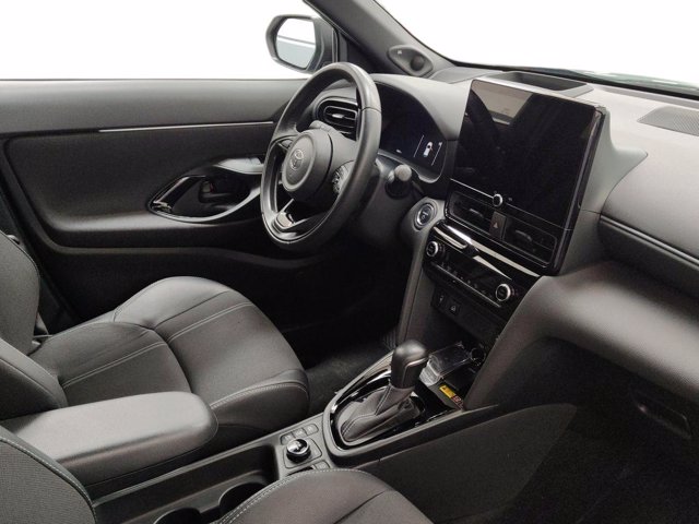 TOYOTA Yaris cross 1.5h lounge awd-i 130cv e-cvt
