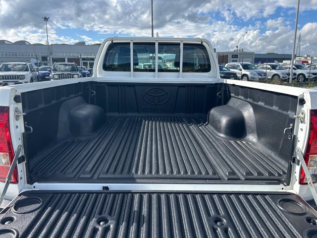 TOYOTA Hilux 2.4 d-4d c&c 4x2 active