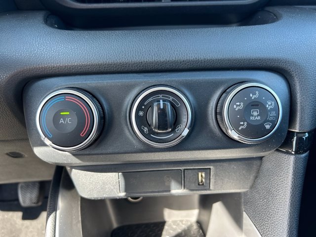 TOYOTA Yaris 1.0 5 porte Active