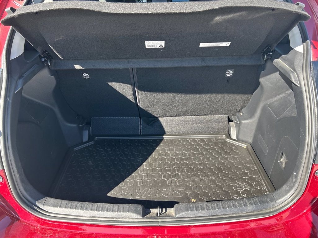 TOYOTA Yaris 1.0 5 porte Active
