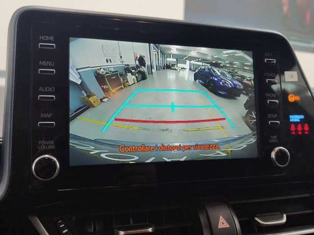TOYOTA C-HR 1.8 Hybrid E-CVT Trend