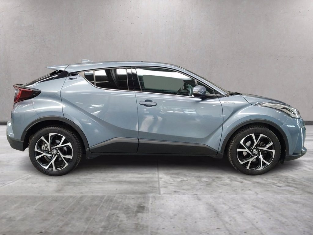 TOYOTA C-HR 1.8 Hybrid E-CVT Trend