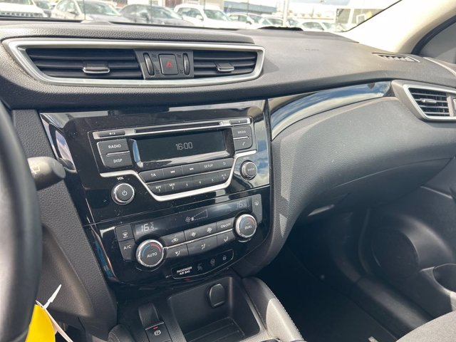 NISSAN Qashqai 1.5 dCi 110cv Visia 2WD