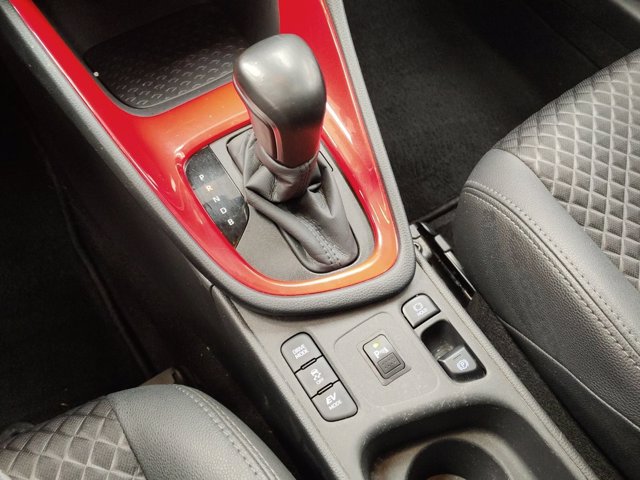 TOYOTA Yaris 1.5 Hybrid 5 porte Lounge
