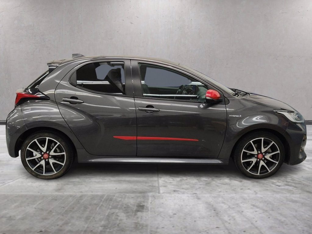 TOYOTA Yaris 1.5 Hybrid 5 porte Lounge