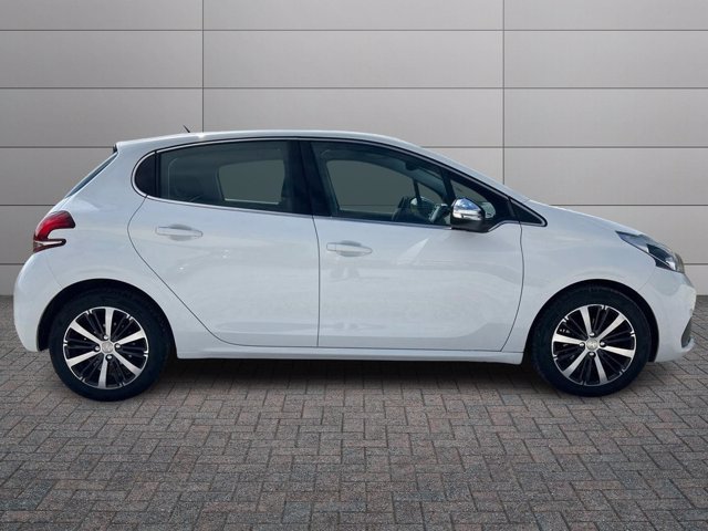 PEUGEOT 208 5p 1.2 puretech t allure s&s 110cv 5p eat6