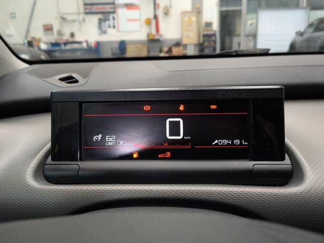 CITROEN C4 Cactus BlueHDi 100 S&S Shine Pack