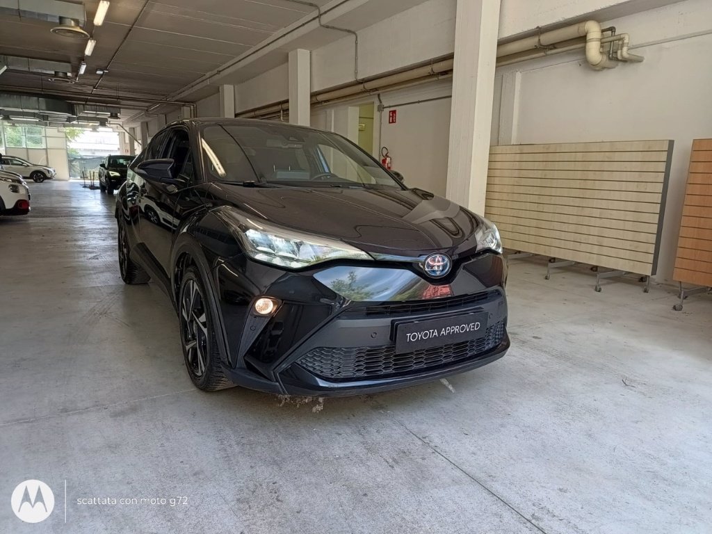 TOYOTA C-hr 1.8h trend e-cvt
