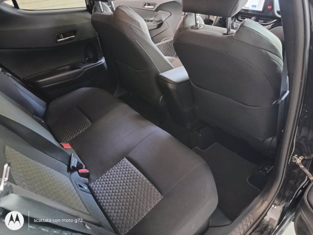 TOYOTA C-hr 1.8h trend e-cvt