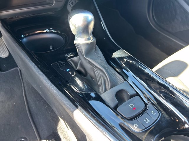 TOYOTA C-HR 1.8 Hybrid E-CVT Lounge