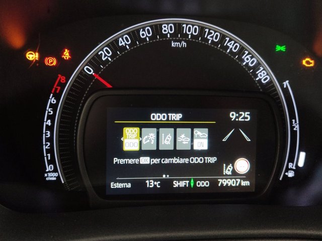 TOYOTA Aygo X 1.0 VVT-i 72 CV 5 porte Active