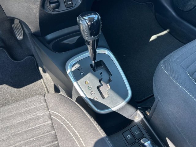 TOYOTA Yaris 5p 1.5h active