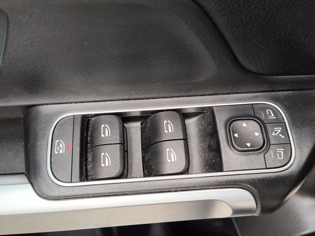 MERCEDES Glb 180 d premium auto