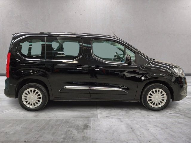 TOYOTA Proace city verso 1.2p 110cv s&s l1 d executive