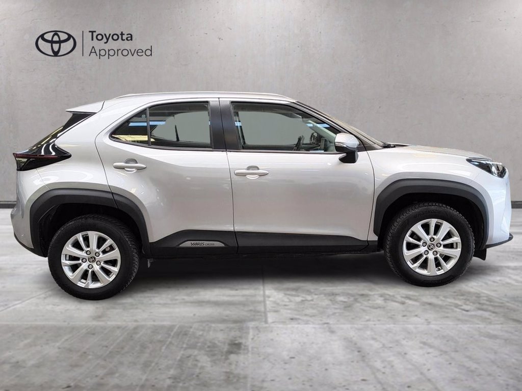 TOYOTA Yaris Cross 1.5 Hybrid 5p. E-CVT Active