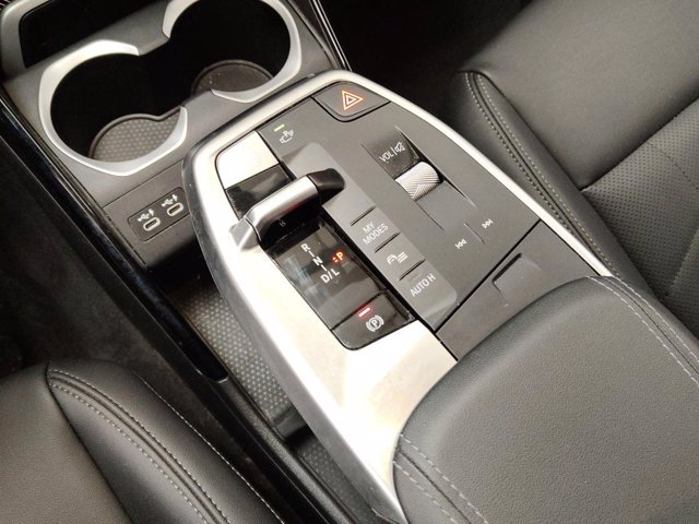 BMW X1 sdrive18i x-line auto