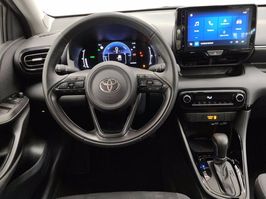 TOYOTA Yaris 1.5h trend