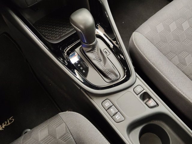 TOYOTA Yaris 1.5h trend