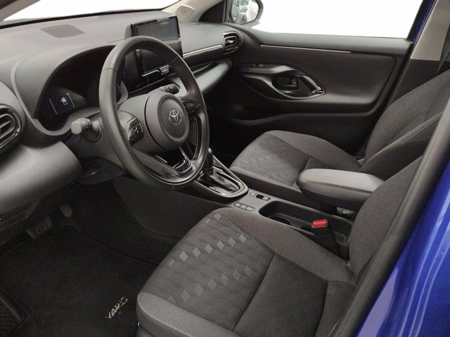 TOYOTA Yaris 1.5h trend