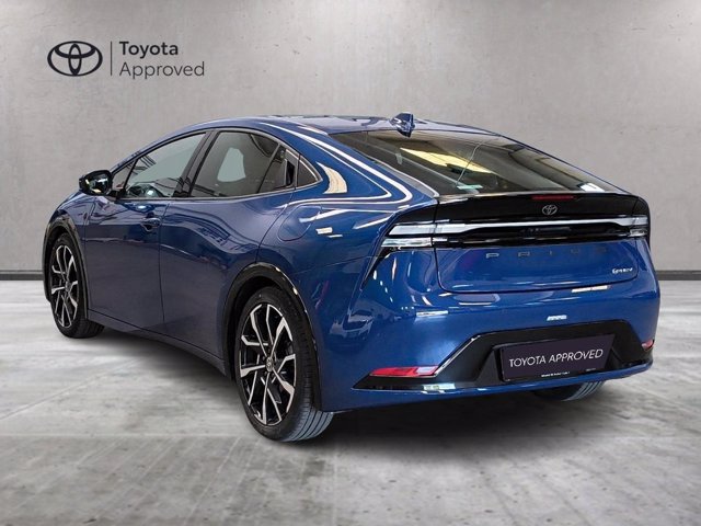 TOYOTA Prius 2.0 phev lounge