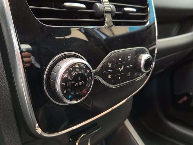 RENAULT Clio dCi 8V 90 CV Start&Stop 5 porte Energy Duel