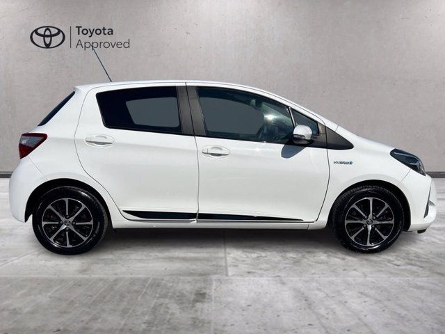 TOYOTA Yaris 1.5 Hybrid 5 porte Active