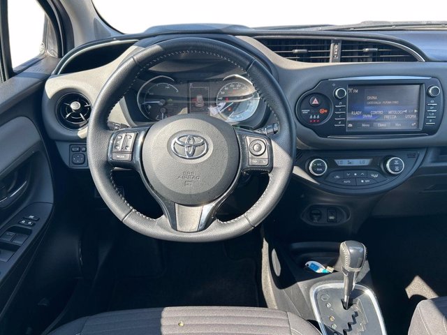 TOYOTA Yaris 1.5 Hybrid 5 porte Active