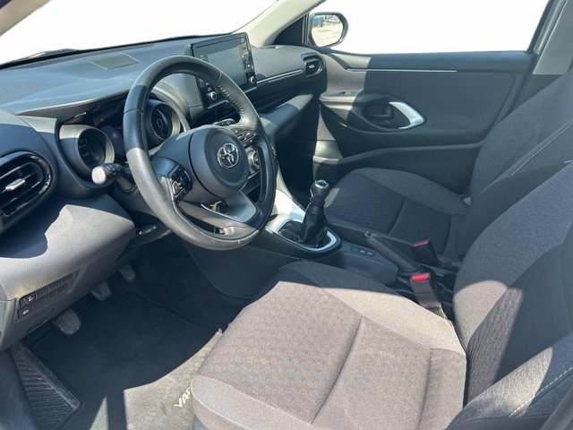 TOYOTA Yaris 1.0 trend