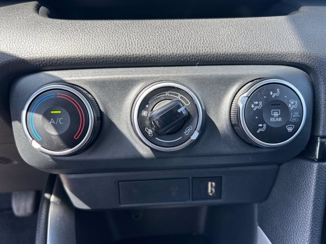 TOYOTA Yaris 1.0 5 porte Trend