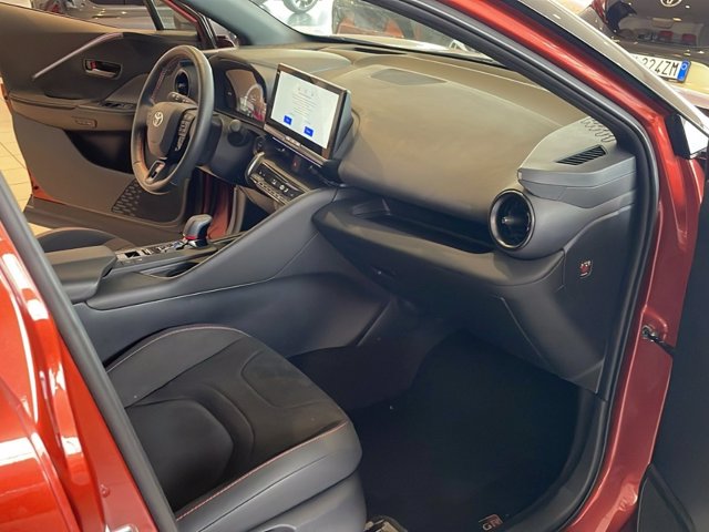 TOYOTA C-hr 2.0 phev gr sport fwd e-cvt