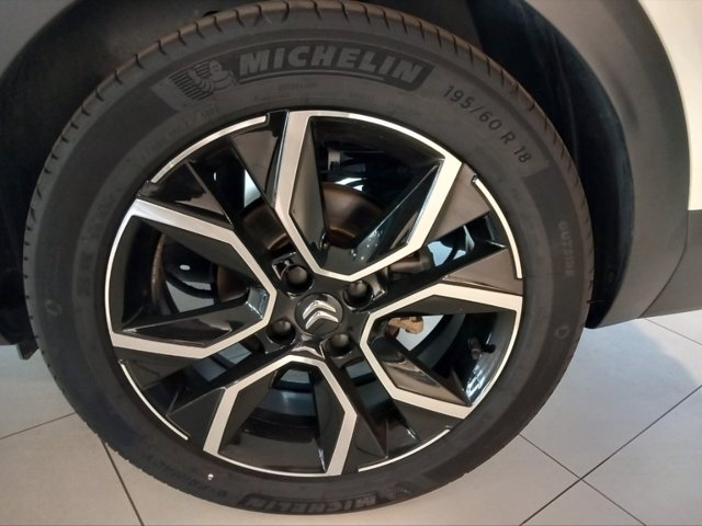 CITROEN C4 x motore elettrico 100kw shine
