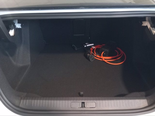 CITROEN C4 x motore elettrico 100kw shine