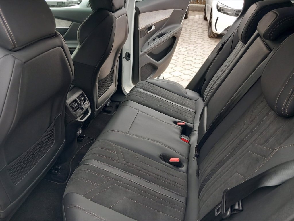 PEUGEOT 3008 1.6 hybrid phev gt 225cv e-eat8