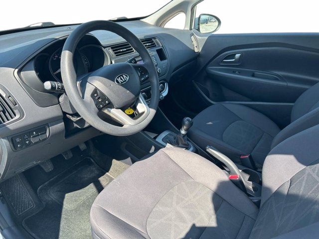 KIA Rio 5 Porte 1.2 EX