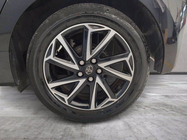 TOYOTA Yaris 1.0 5 porte Trend