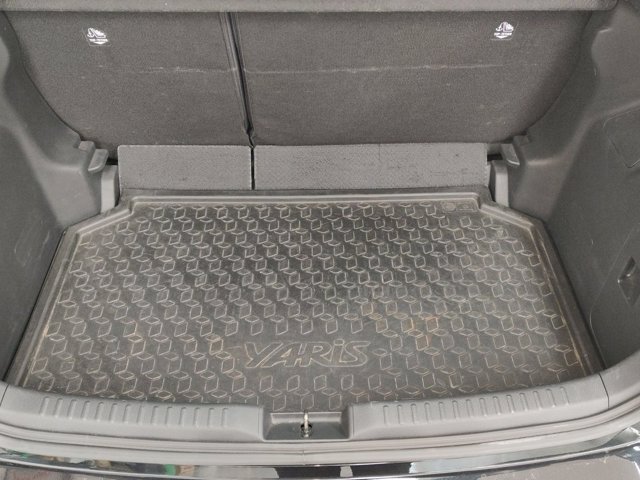 TOYOTA Yaris 1.0 5 porte Trend