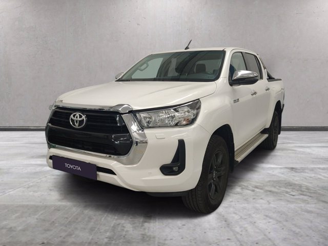 TOYOTA Hilux 2.4 D-4D 4WD 4 porte Double Cab Lounge