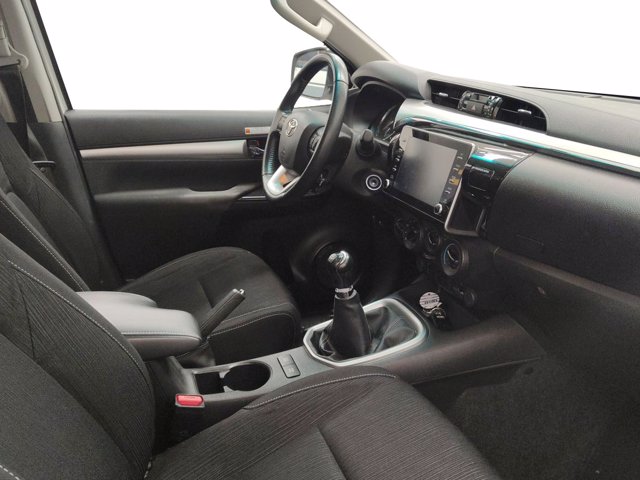 TOYOTA Hilux 2.4 D-4D 4WD 4 porte Double Cab Lounge