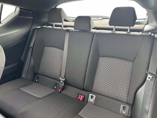TOYOTA C-hr 1.8h trend e-cvt