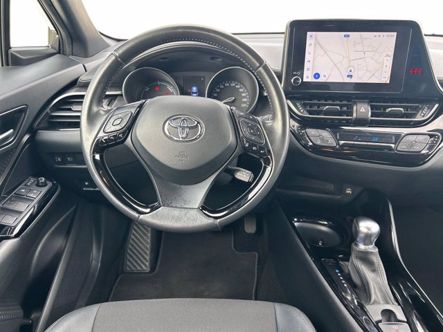 TOYOTA C-hr 1.8h trend e-cvt