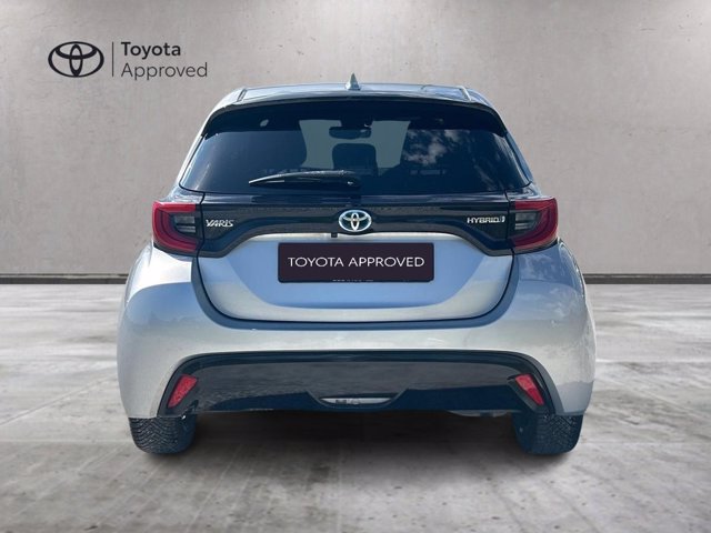 TOYOTA Yaris 1.5h lounge