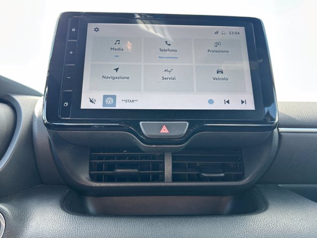 TOYOTA Yaris 1.5h lounge