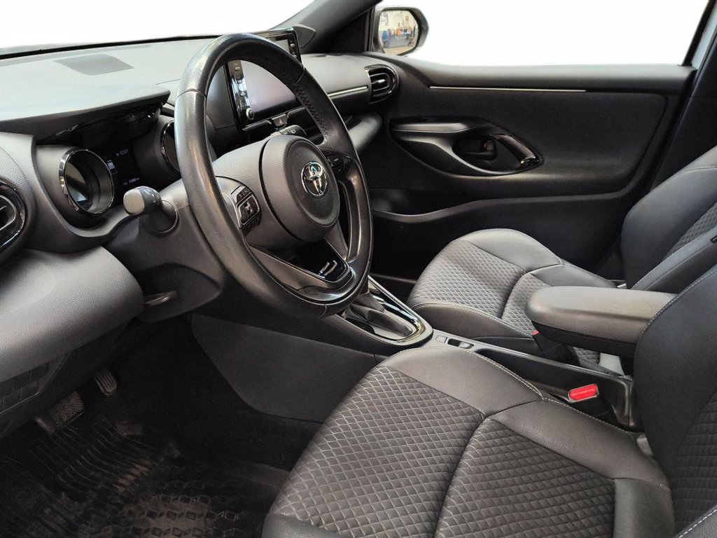 TOYOTA Yaris 1.5 Hybrid 5 porte Lounge