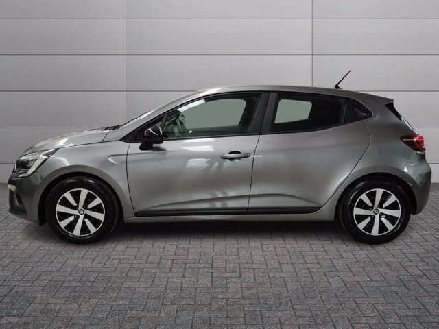 RENAULT Clio 1.6 e-tech full hybrid techno 145cv auto